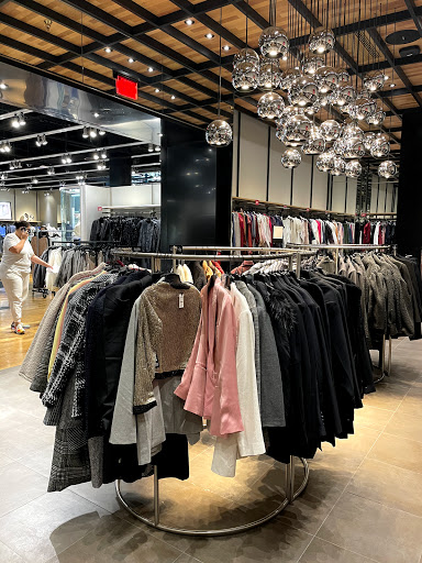 Clothing Store «Express», reviews and photos, 7535 SW 88th St, Miami, FL 33156, USA