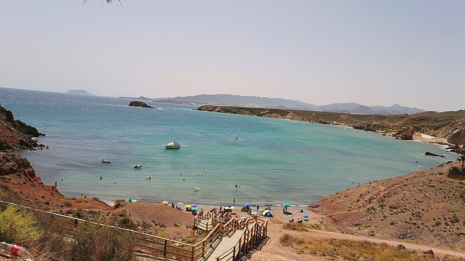 Fotografija Bolnuevo plaža divje območje