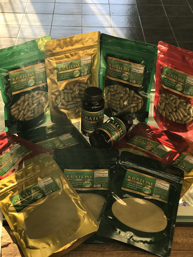 Tobacco Shop «Cloud city smoke shop», reviews and photos, 5362 Sunrise Blvd, Fair Oaks, CA 95628, USA