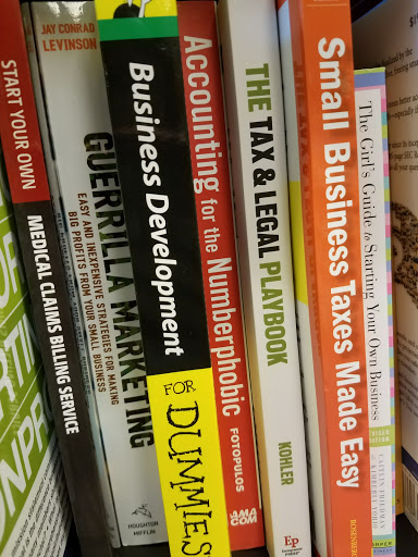 Book Store «Barnes & Noble», reviews and photos, 735 Haywood Rd, Greenville, SC 29607, USA