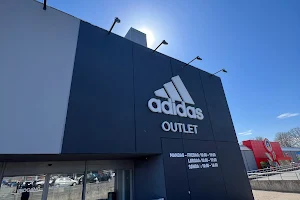 adidas Outlet Store Taastrup image