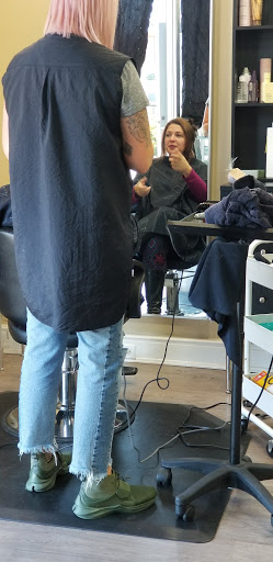 Hair Salon «The Color Lounge Salon», reviews and photos, 894 Orlando Ave SE, Grand Rapids, MI 49546, USA