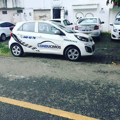 Centro de Enseñanza Automovilística Conducimos