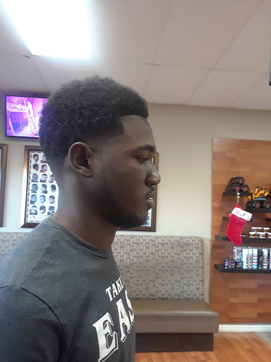 Barber Shop «His Barber Shop», reviews and photos, 13802 Landstar Blvd, Orlando, FL 32824, USA