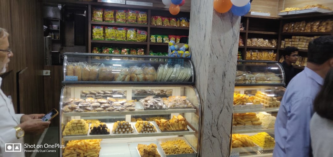 Puneri Bakers