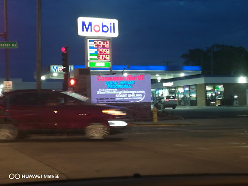 Shopping Mall «Harlem-Foster Shopping Center», reviews and photos, 7240 W Foster Ave, Chicago, IL 60656, USA