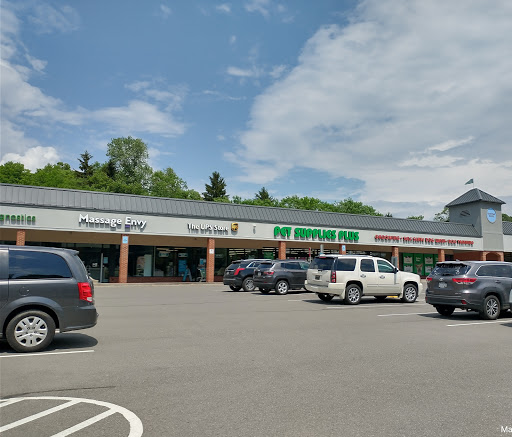 Pet Supply Store «Pet Supplies Plus», reviews and photos, 5229 Library Rd, Bethel Park, PA 15102, USA