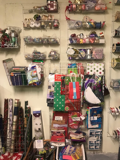 Thrift Store «Hope Chest Thrift Store», reviews and photos, 1215 8th Ave W, Bradenton, FL 34205, USA