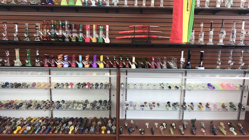 Tobacco Shop «oasis smoke shop», reviews and photos, 4212 Union Rd, Cheektowaga, NY 14225, USA
