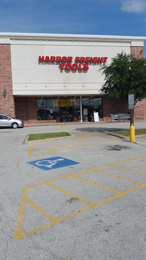 Hardware Store «Harbor Freight Tools», reviews and photos, 3050 N Josey Ln #106, Carrollton, TX 75007, USA