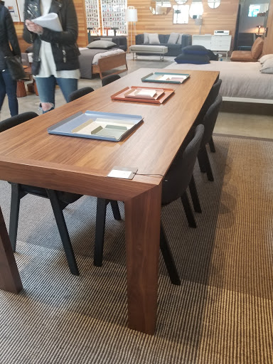 Furniture Store «Blu Dot», reviews and photos, 560 Valencia St, San Francisco, CA 94110, USA