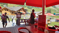 Atmosphère du Restaurant Les Barmettes à Montriond - n°8