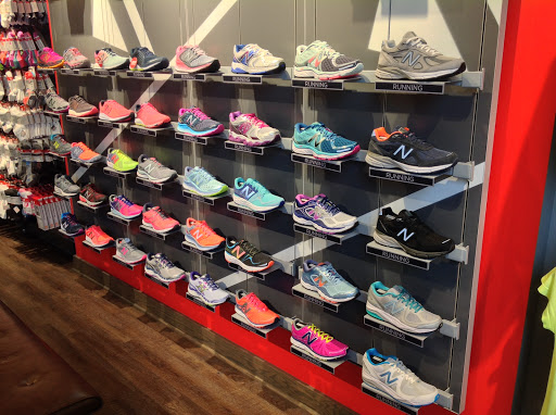 Shoe Store «New Balance Alderwood», reviews and photos, 3000 184th St SW #200, Lynnwood, WA 98037, USA