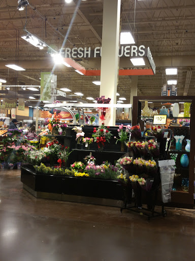 Grocery Store «Fred Meyer», reviews and photos, 3300 Portland Rd, Newberg, OR 97132, USA