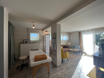 Céline Garcia, coach de vie, praticienne en hypnose et en REIKI à Montfaucon