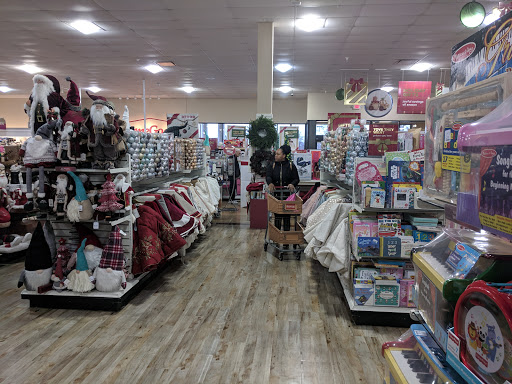 Department Store «HomeGoods», reviews and photos, 1065 Hanes Mall Blvd, Winston-Salem, NC 27103, USA