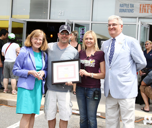 Pet Supply Store «DogGone Natural», reviews and photos, 21 Catoctin Cir NE, Leesburg, VA 20176, USA