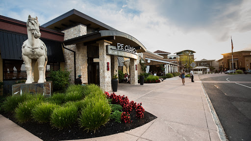 Shopping Mall Â«Freehold Raceway MallÂ», reviews and photos, 3710 U.S. 9