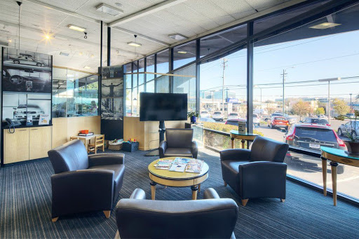 Volvo Cars Walnut Creek - 6