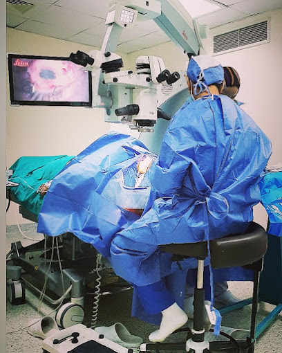 عيادة د. محمد عبد المنعم صديق طب و جراحة العيون