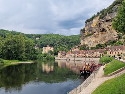 Canoe River - Station de départ de La Roque Gageac- Location de canoë-kayak à La Roque-Gageac