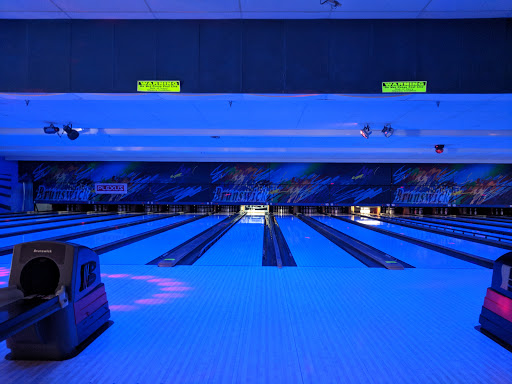 Bowling Alley «Brunswick Zone Deer Park Lanes», reviews and photos, 21080 N Rand Rd, Lake Zurich, IL 60047, USA