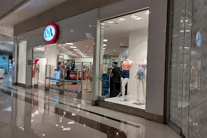 C & A Fashions - Shopping Union image