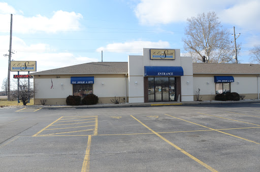 L E Smith Family Jewelers, 9501 Collinsville Rd, Collinsville, IL 62234, USA, 