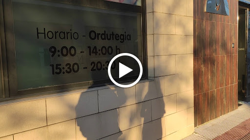 CLINICA DENTAL ZAINDUZ en Derio, Vizcaya