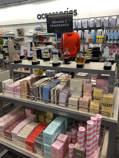 Department Store «Nordstrom Rack Hamilton Crossings», reviews and photos, 750 N Krocks Rd #303, Allentown, PA 18106, USA