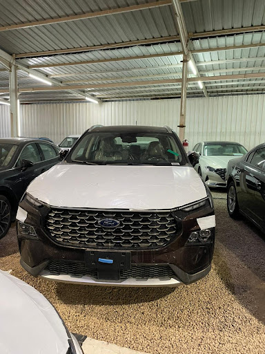 صالة احدث السيارات للسيارات 