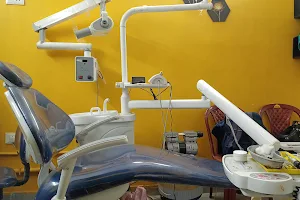 Royal Dental clinic image