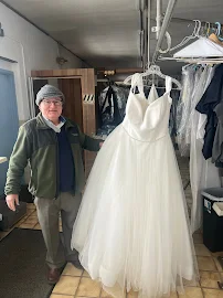 Valetone Cleaners - Car repair in Bristol, CT, Waterbury - Rated 4.6/5