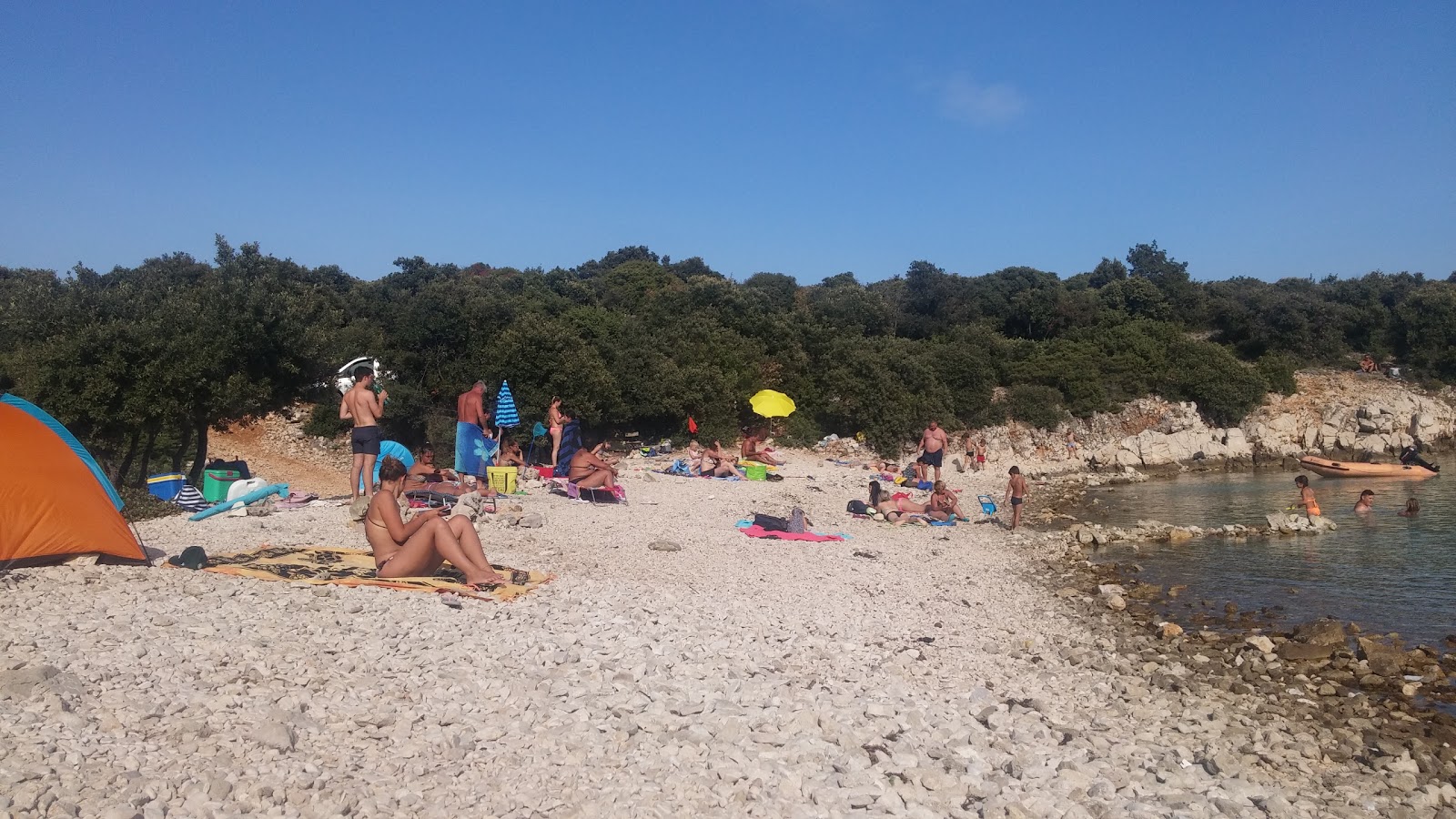 Foto di Marlin beach con baia piccola