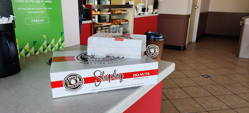 Donut Shop «Shipley Do-Nuts», reviews and photos, 1500 W Hebron Pkwy #100, Carrollton, TX 75010, USA