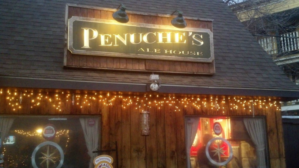 Penuche's Ale House 03064