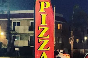Cali's Pizza image