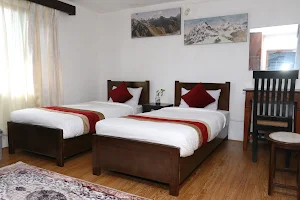 Himalaya Inn image