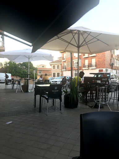 Hostal Bar-Restaurante Alcalá en San Agustín del Guadalix