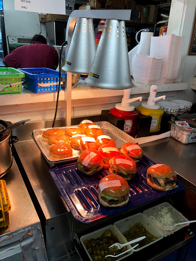 Convenience Store «Mt. Paran Country Store», reviews and photos, 4480 Northside Dr NW, Atlanta, GA 30327, USA