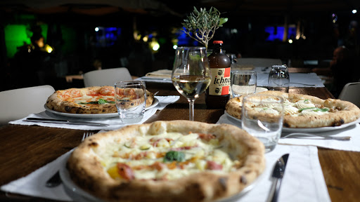Terrazza trattoria con pizzeria in Trocchia, Provincia di Benevento