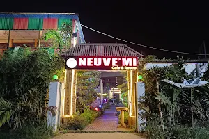 Neuve'mi Cafe & Restro image