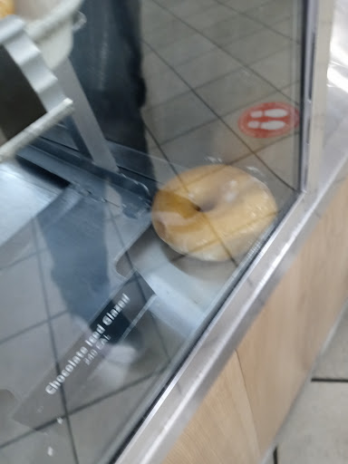 Bakery «Krispy Kreme Doughnuts», reviews and photos, 2809 W March Ln, Stockton, CA 95219, USA