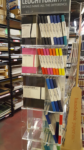 Art Supply Store «Artist & Craftsman Supply Kansas City», reviews and photos, 229 Southwest Blvd, Kansas City, MO 64108, USA