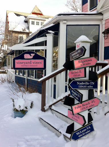 Clothing Store «Vineyard Vines», reviews and photos, 56 Narragansett Ave, Oak Bluffs, MA 02557, USA