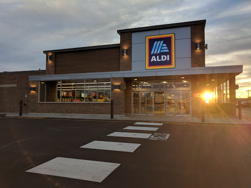Supermarket «ALDI», reviews and photos, 1165 Arsenal St, Watertown, NY 13601, USA