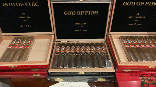 Cigar Shop «Mancave Cigar Lounge», reviews and photos, 2920 E Commercial Blvd, Fort Lauderdale, FL 33308, USA