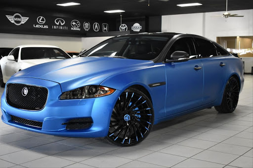 Used Car Dealer «Discovery Auto Center», reviews and photos, 10536 N Florida Ave, Tampa, FL 33612, USA