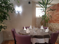 Atmosphère du Restaurant Le Vieux Four à Étoile-sur-Rhône - n°3