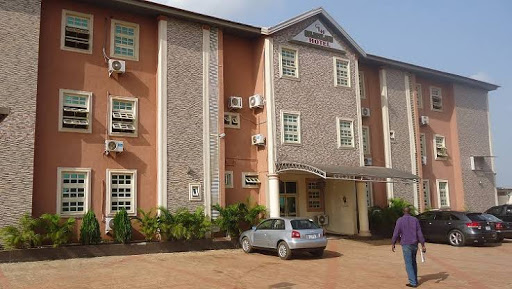 Goldenland Hotel, no 4/6 Chinonso uninitiated crescent off, Okpanam Rd, Asaba, Nigeria, Motel, state Delta